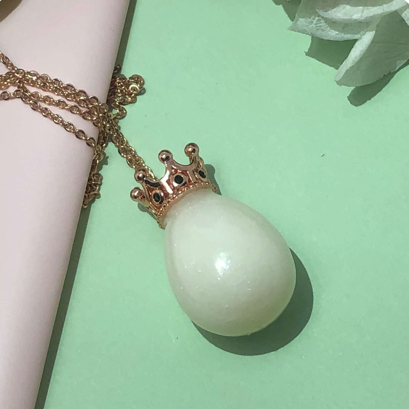 Collar Perla con Corona