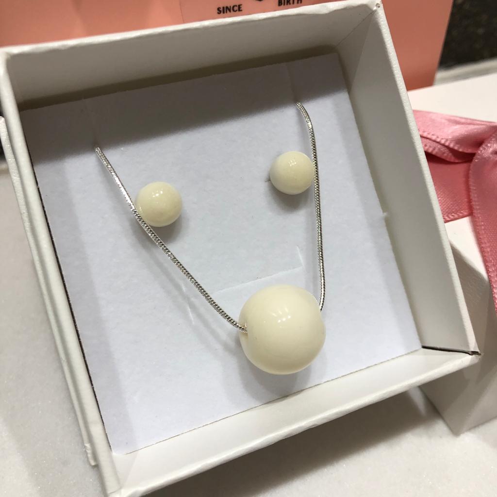 Conjunto Tres Perlas